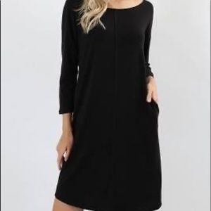 Dress with side pockets
